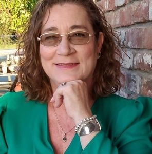 Meet your Posher, Colleen